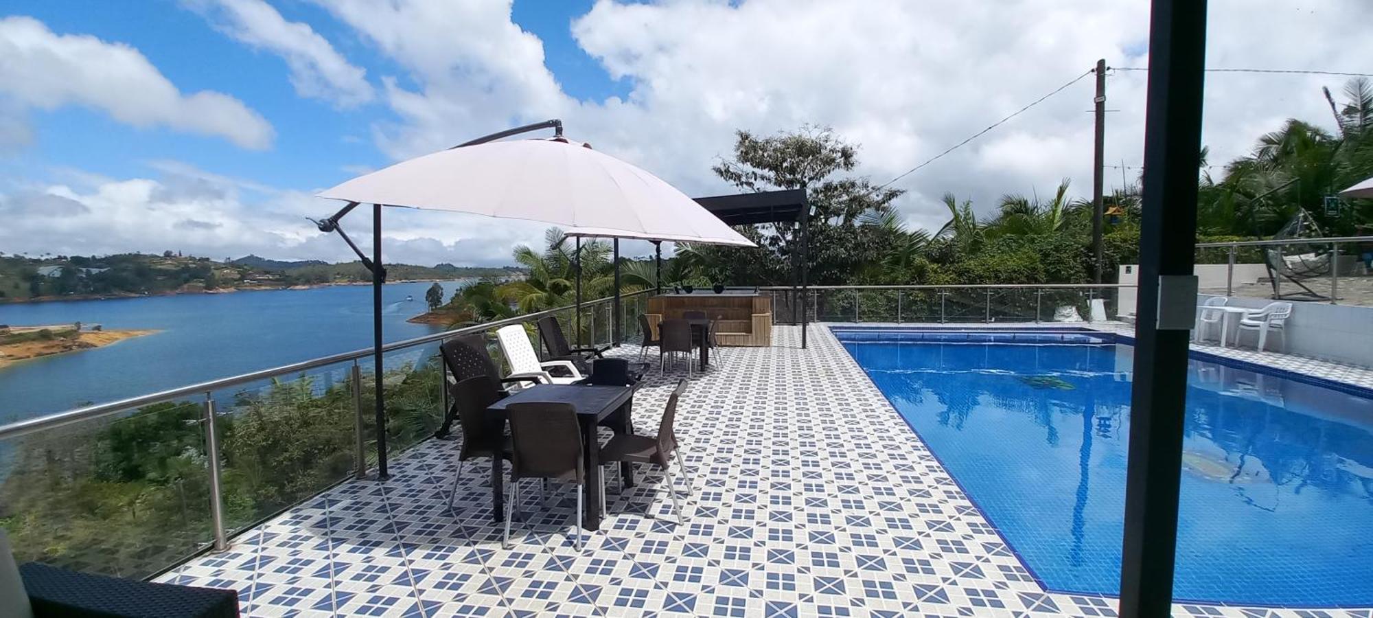 Hotel Mirador Cielo Blue El Penol  Esterno foto